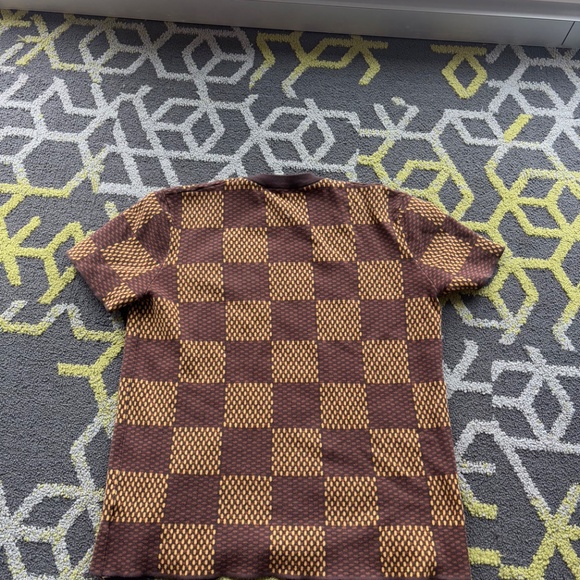 LV Checkered Brown Embroidered T shirt - Large - Picture 10 of 10
